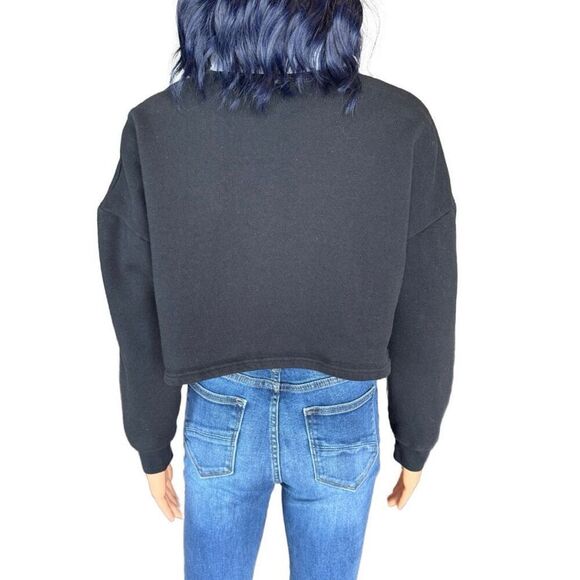 Petals & Peacocks Herbs Positivity Cropped Black Collared Sweatshirt Size Medium - Picture 4 of 5